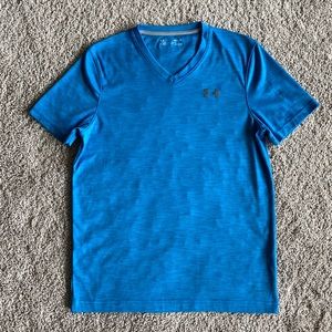 Under Armour v neck t shirt